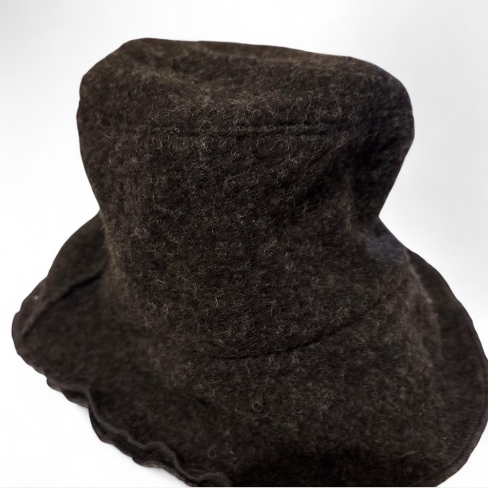 Vintage Italian Wool Bucket Hat Black Gray Felt Lined Made in Italy Grunge